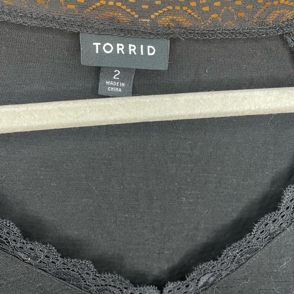 Torrid top - Picture 2 of 3